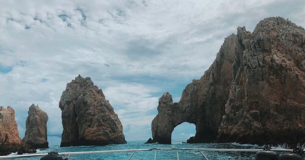 View of the Cabo Arch from a yacht